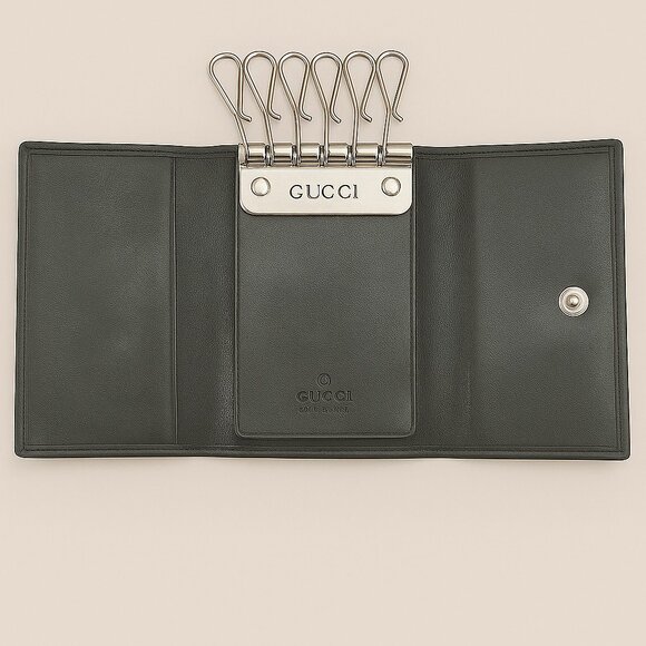 Gucci Vintage Black Leather 6-Hook Key Holder Wallet with G Logo Pre-owned EUC - Picture 6 of 6